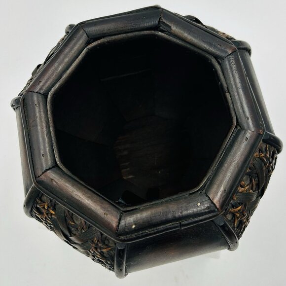 Vintage Chinese Woven Bamboo Wooden 8" Basket Box Trinket Stash Dark Brown w Lid - Picture 5 of 7